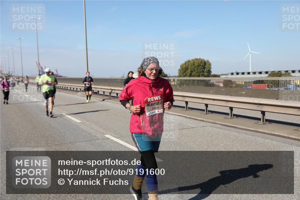 03.10.2025 - Köhlbrandbrückenlauf Yannick Fuchs http://msf.ph/oto/9191600 03.10.2025 12:12:28 Position 3 5409 meine-sportfotos.de