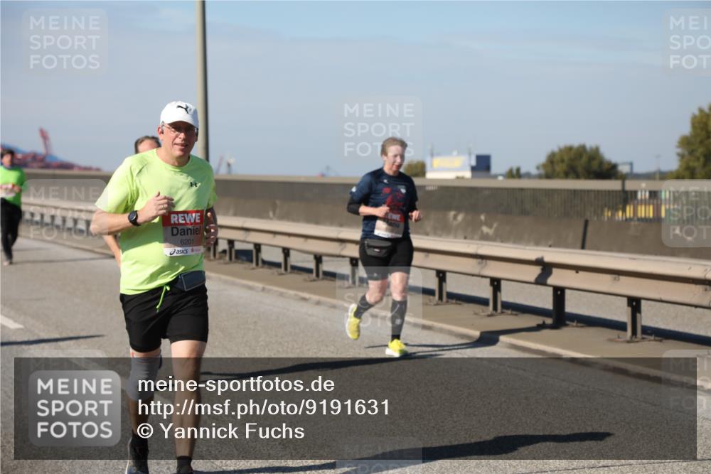 03.10.2025 - Köhlbrandbrückenlauf Yannick Fuchs http://msf.ph/oto/9191631 03.10.2025 12:12:30 Position 3 6201 meine-sportfotos.de