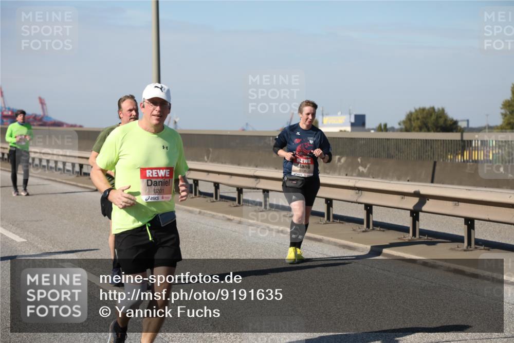 03.10.2025 - Köhlbrandbrückenlauf Yannick Fuchs http://msf.ph/oto/9191635 03.10.2025 12:12:30 Position 3 6201, 5135 meine-sportfotos.de