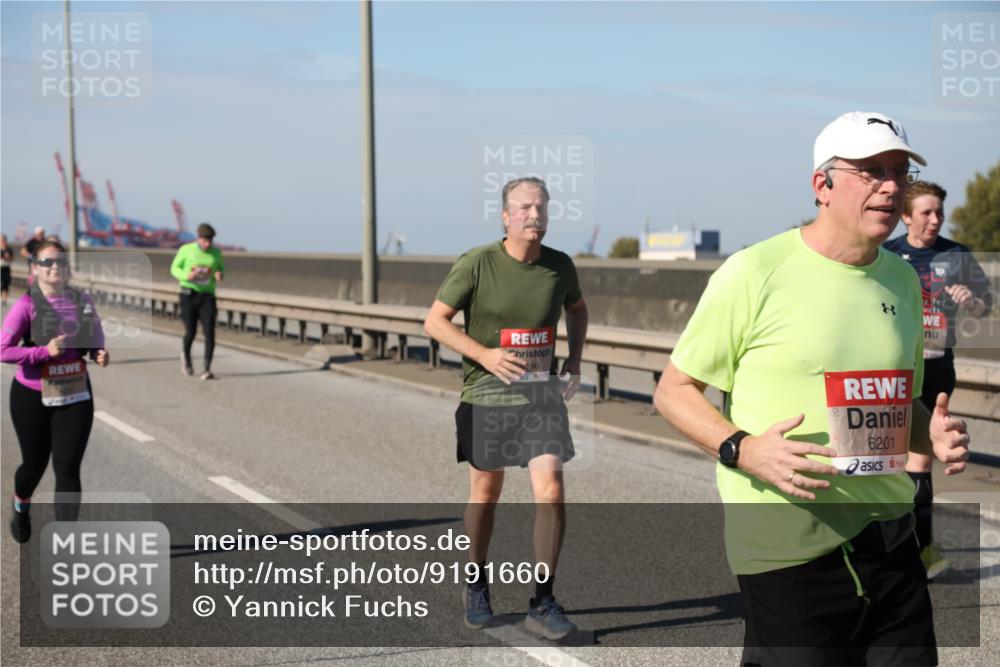 03.10.2025 - Köhlbrandbrückenlauf Yannick Fuchs http://msf.ph/oto/9191660 03.10.2025 12:12:32 Position 3 196, 6201 meine-sportfotos.de