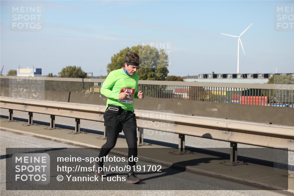 03.10.2025 - Köhlbrandbrückenlauf Yannick Fuchs http://msf.ph/oto/9191702 03.10.2025 12:12:40 Position 3 894 meine-sportfotos.de