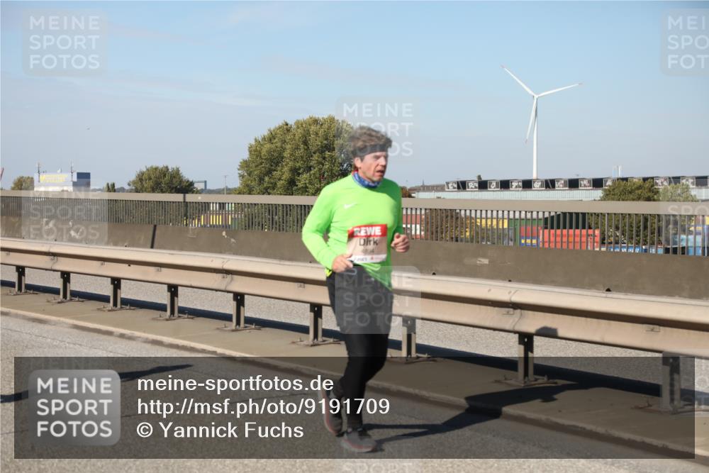 03.10.2025 - Köhlbrandbrückenlauf Yannick Fuchs http://msf.ph/oto/9191709 03.10.2025 12:12:41 Position 3 4894 meine-sportfotos.de