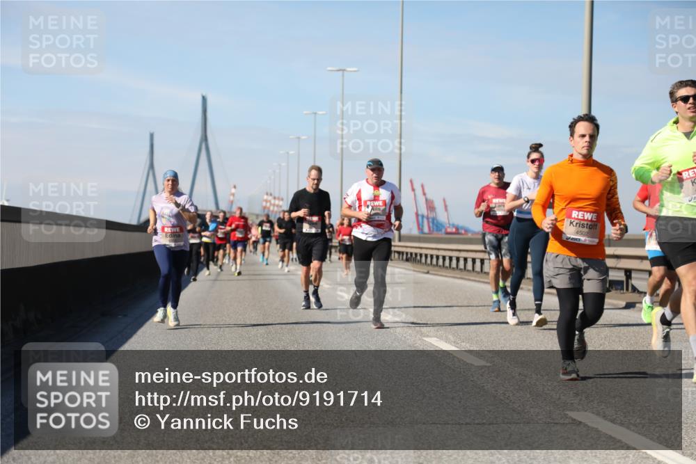 03.10.2025 - Köhlbrandbrückenlauf Yannick Fuchs http://msf.ph/oto/9191714 03.10.2025 11:52:38 Position 3 4502 meine-sportfotos.de