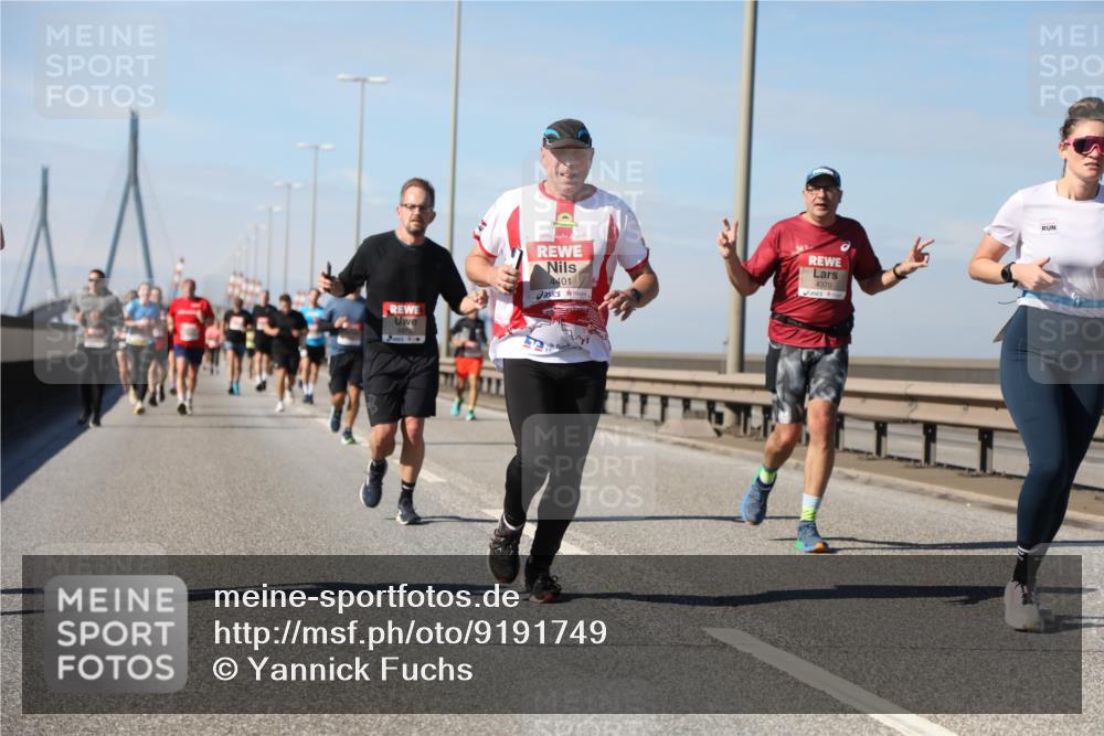 03.10.2025 - Köhlbrandbrückenlauf Yannick Fuchs http://msf.ph/oto/9191749 03.10.2025 11:52:40 Position 3 4401, 4370 meine-sportfotos.de