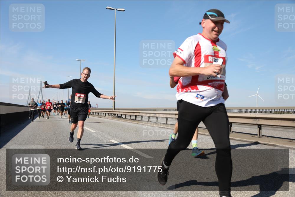 03.10.2025 - Köhlbrandbrückenlauf Yannick Fuchs http://msf.ph/oto/9191775 03.10.2025 11:52:42 Position 3  meine-sportfotos.de