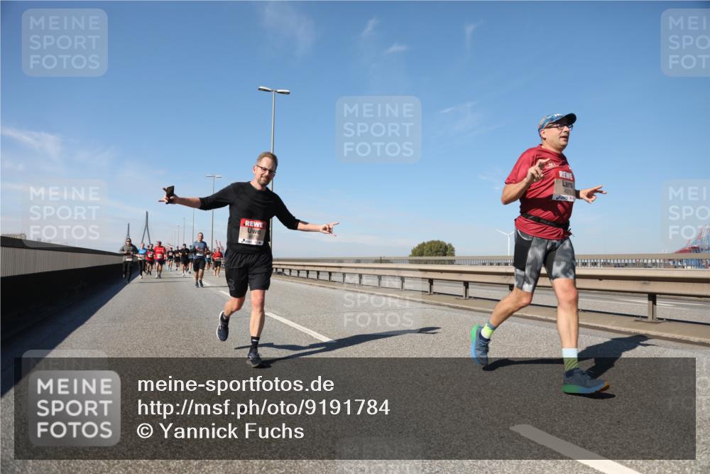03.10.2025 - Köhlbrandbrückenlauf Yannick Fuchs http://msf.ph/oto/9191784 03.10.2025 11:52:43 Position 3  meine-sportfotos.de
