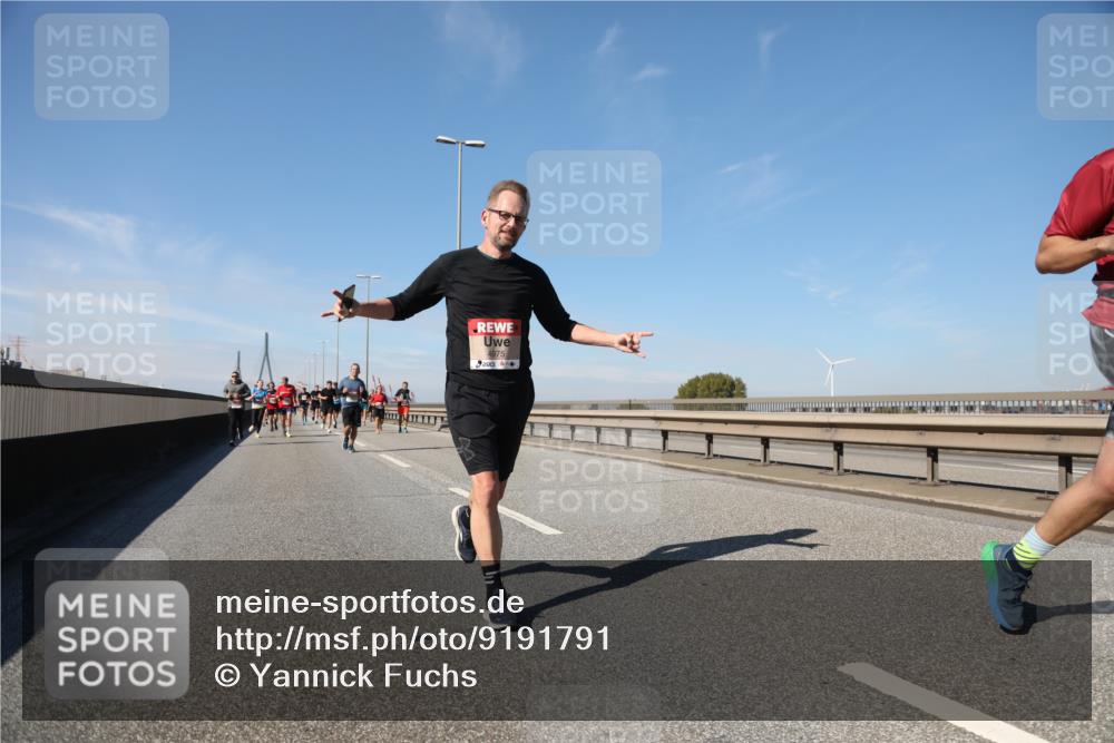03.10.2025 - Köhlbrandbrückenlauf Yannick Fuchs http://msf.ph/oto/9191791 03.10.2025 11:52:43 Position 3 4975 meine-sportfotos.de