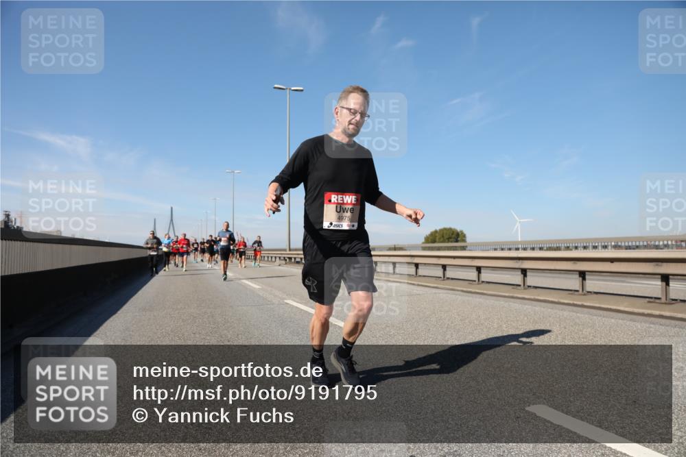 03.10.2025 - Köhlbrandbrückenlauf Yannick Fuchs http://msf.ph/oto/9191795 03.10.2025 11:52:43 Position 3 4975 meine-sportfotos.de