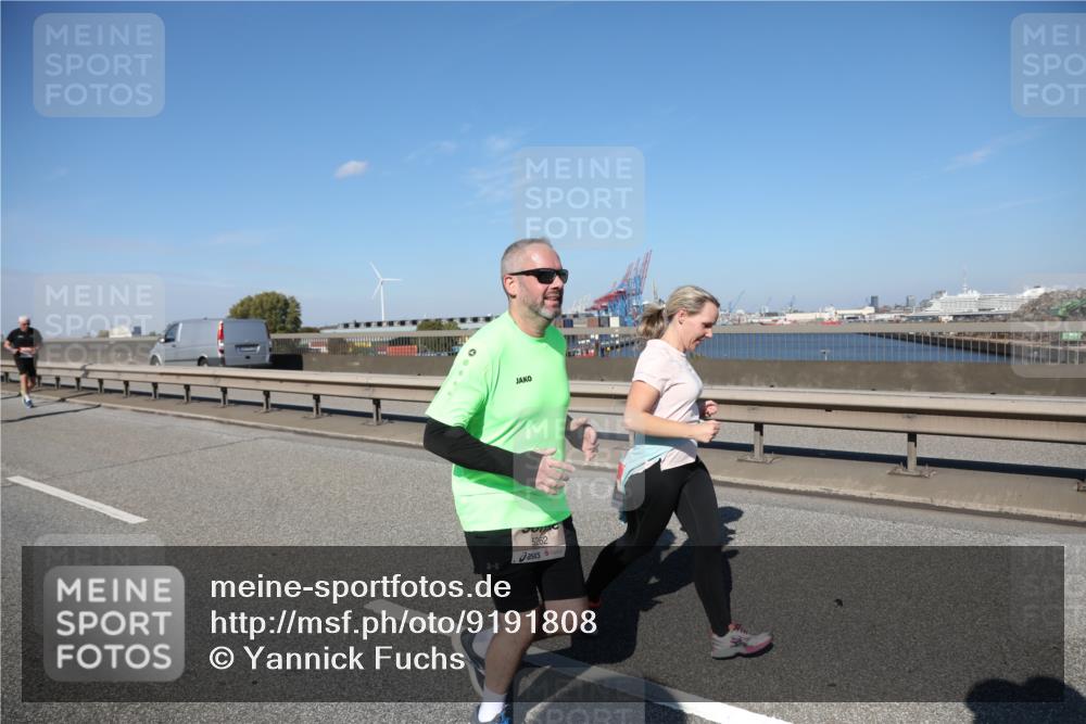 03.10.2025 - Köhlbrandbrückenlauf Yannick Fuchs http://msf.ph/oto/9191808 03.10.2025 12:12:48 Position 3 5262 meine-sportfotos.de