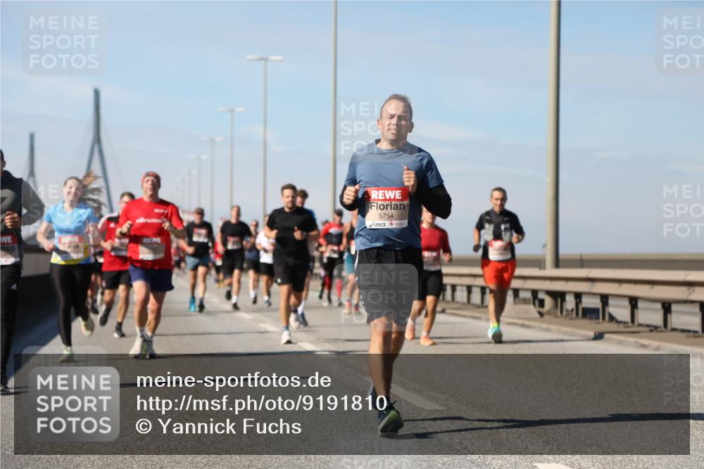 03.10.2025 - Köhlbrandbrückenlauf Yannick Fuchs http://msf.ph/oto/9191810 03.10.2025 11:52:45 Position 3 5754 meine-sportfotos.de