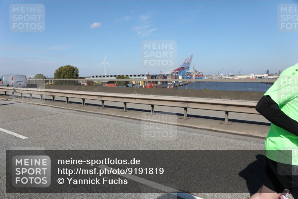 03.10.2025 - Köhlbrandbrückenlauf Yannick Fuchs http://msf.ph/oto/9191819 03.10.2025 12:12:48 Position 3  meine-sportfotos.de