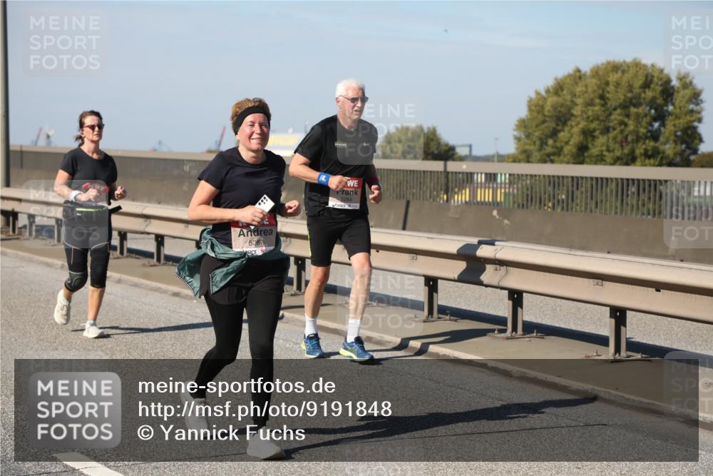 03.10.2025 - Köhlbrandbrückenlauf Yannick Fuchs http://msf.ph/oto/9191848 03.10.2025 12:12:50 Position 3 5287, 5264 meine-sportfotos.de