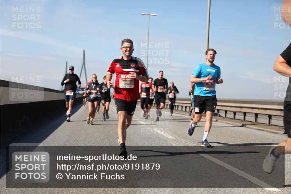 03.10.2025 - Köhlbrandbrückenlauf Yannick Fuchs http://msf.ph/oto/9191879 03.10.2025 11:52:49 Position 3 5410 meine-sportfotos.de