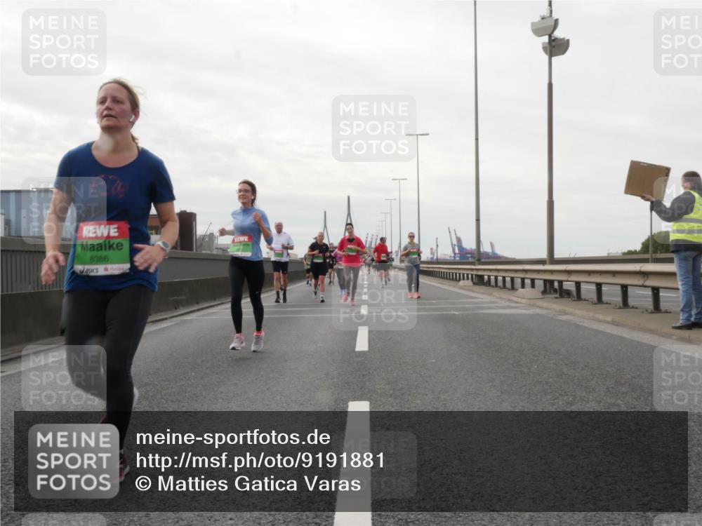 03.10.2025 - Köhlbrandbrückenlauf Matties Gatica Varas http://msf.ph/oto/9191881 03.10.2025 16:08:00 Position 3 8386 meine-sportfotos.de