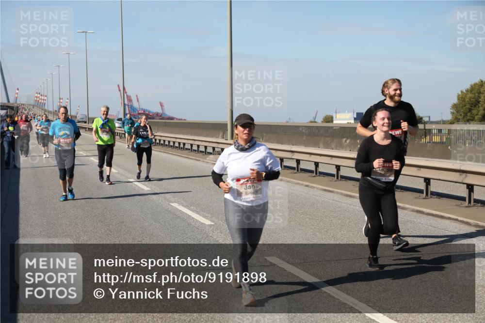 03.10.2025 - Köhlbrandbrückenlauf Yannick Fuchs http://msf.ph/oto/9191898 03.10.2025 12:12:56 Position 3 6284 meine-sportfotos.de