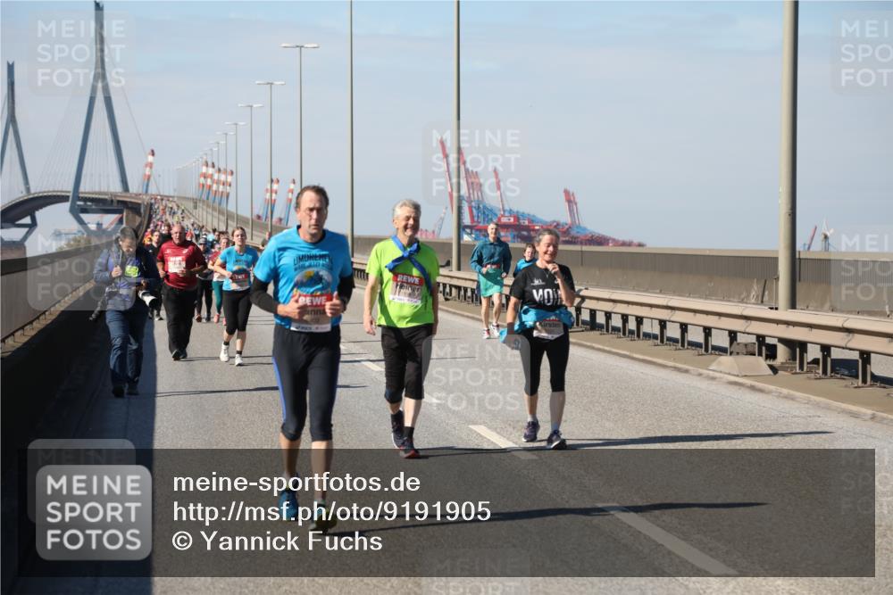 03.10.2025 - Köhlbrandbrückenlauf Yannick Fuchs http://msf.ph/oto/9191905 03.10.2025 12:12:57 Position 3  meine-sportfotos.de
