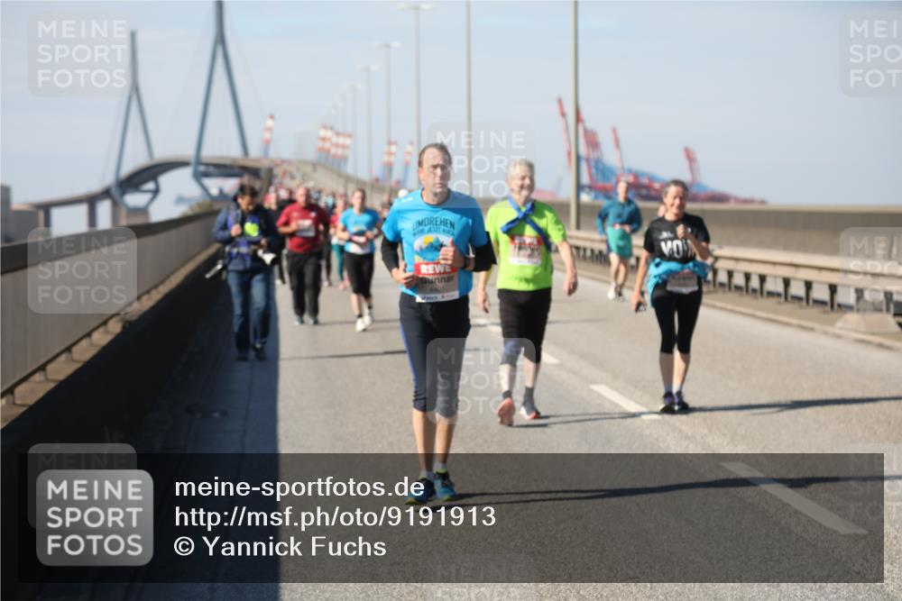 03.10.2025 - Köhlbrandbrückenlauf Yannick Fuchs http://msf.ph/oto/9191913 03.10.2025 12:12:57 Position 3  meine-sportfotos.de
