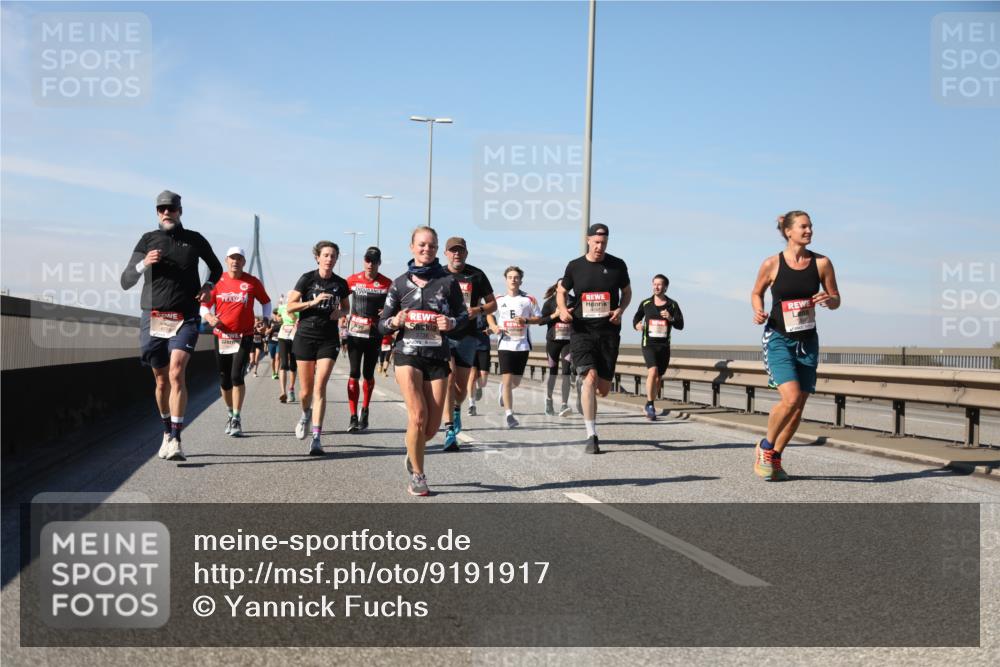 03.10.2025 - Köhlbrandbrückenlauf Yannick Fuchs http://msf.ph/oto/9191917 03.10.2025 11:52:52 Position 3 4787 meine-sportfotos.de