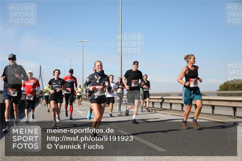 03.10.2025 - Köhlbrandbrückenlauf Yannick Fuchs http://msf.ph/oto/9191923 03.10.2025 11:52:52 Position 3  meine-sportfotos.de