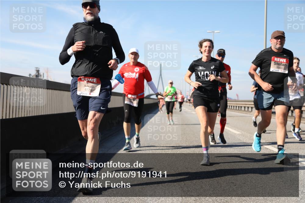 03.10.2025 - Köhlbrandbrückenlauf Yannick Fuchs http://msf.ph/oto/9191941 03.10.2025 11:52:53 Position 3 6779, 6563 meine-sportfotos.de