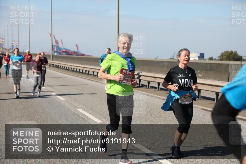 03.10.2025 - Köhlbrandbrückenlauf Yannick Fuchs http://msf.ph/oto/9191943 03.10.2025 12:13:02 Position 3 116, 5121 meine-sportfotos.de