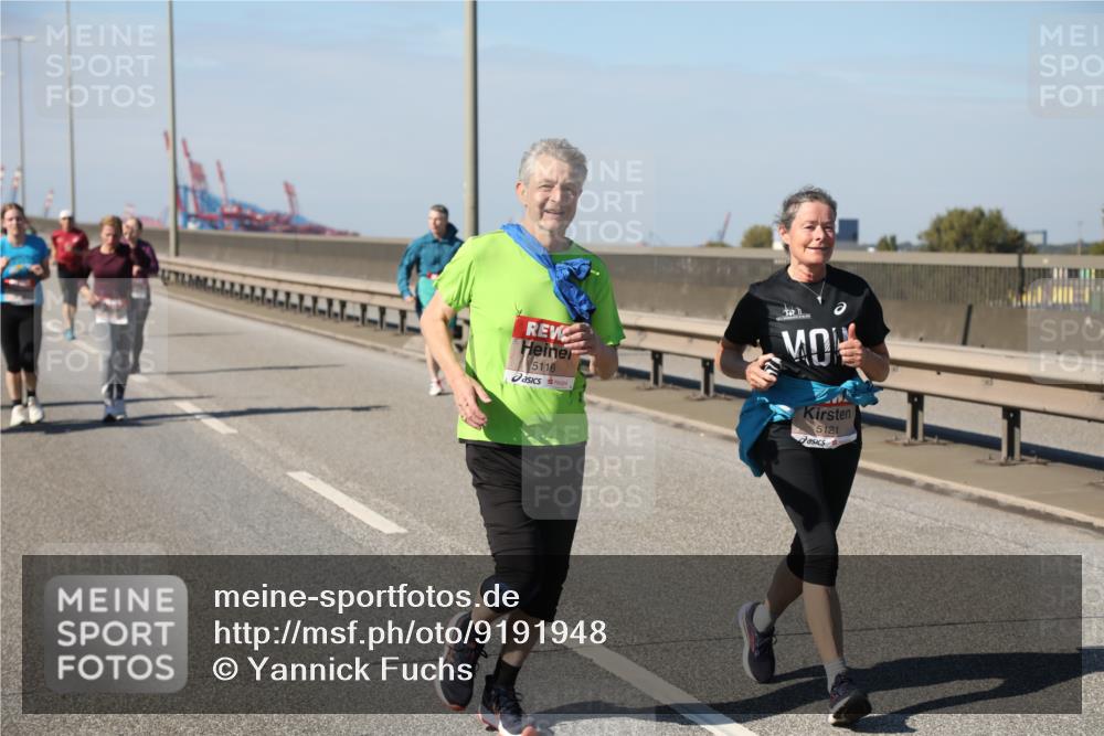 03.10.2025 - Köhlbrandbrückenlauf Yannick Fuchs http://msf.ph/oto/9191948 03.10.2025 12:13:02 Position 3 5116, 5121 meine-sportfotos.de