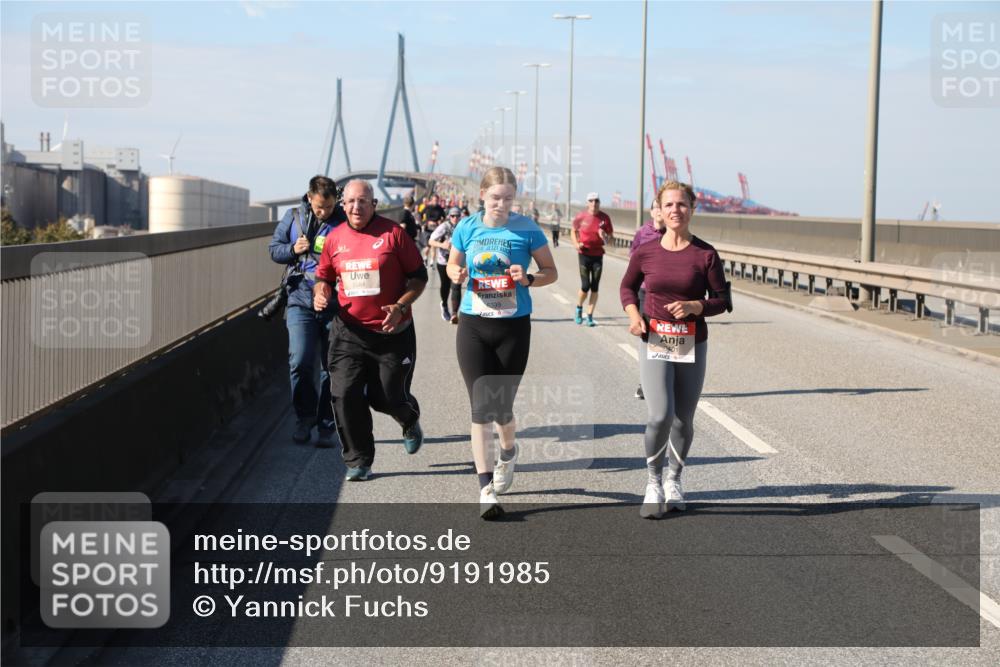 03.10.2025 - Köhlbrandbrückenlauf Yannick Fuchs http://msf.ph/oto/9191985 03.10.2025 12:13:07 Position 3 5584, 6399, 0401 meine-sportfotos.de