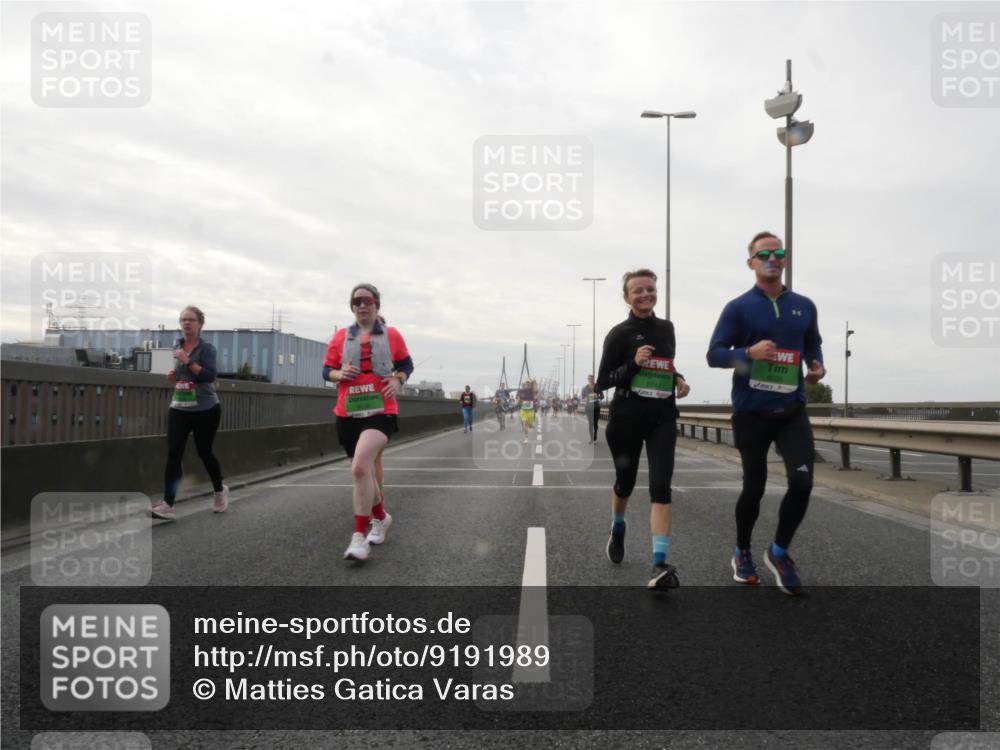 03.10.2025 - Köhlbrandbrückenlauf Matties Gatica Varas http://msf.ph/oto/9191989 03.10.2025 16:08:37 Position 3 8744 meine-sportfotos.de