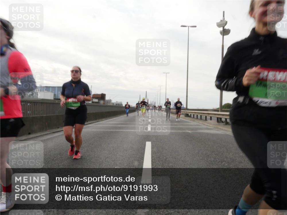 03.10.2025 - Köhlbrandbrückenlauf Matties Gatica Varas http://msf.ph/oto/9191993 03.10.2025 16:08:38 Position 3 8114 meine-sportfotos.de