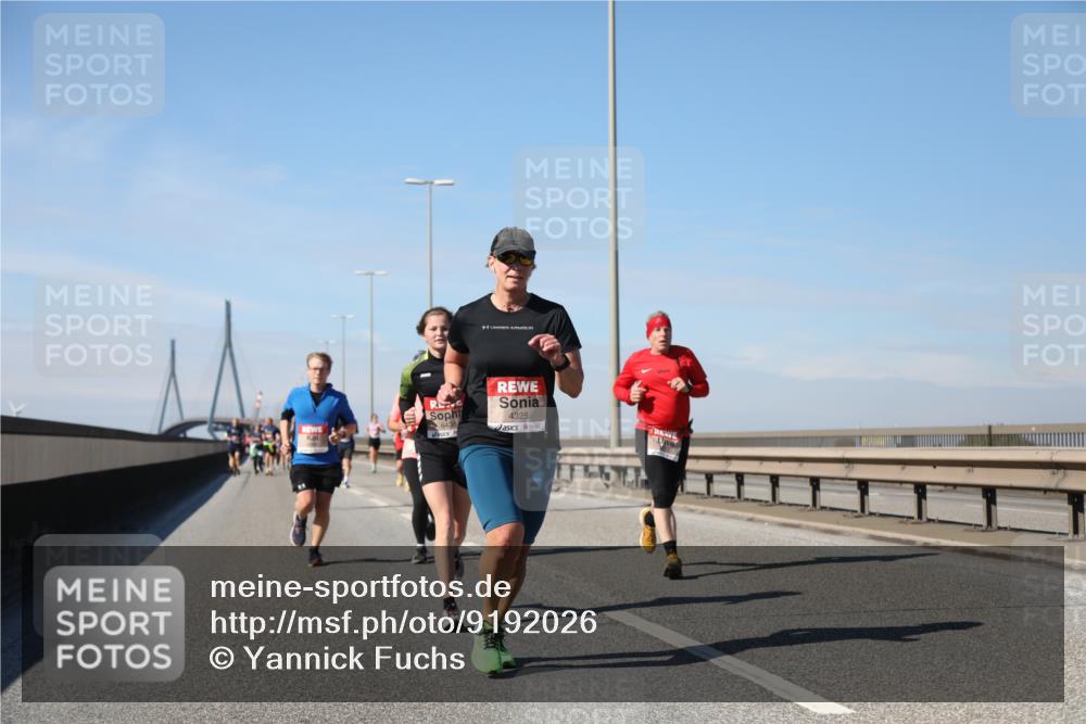 03.10.2025 - Köhlbrandbrückenlauf Yannick Fuchs http://msf.ph/oto/9192026 03.10.2025 11:53:00 Position 3 6438, 4325 meine-sportfotos.de