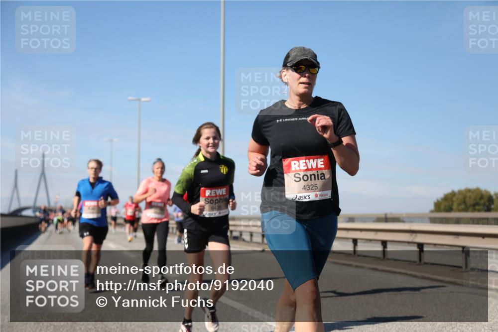 03.10.2025 - Köhlbrandbrückenlauf Yannick Fuchs http://msf.ph/oto/9192040 03.10.2025 11:53:01 Position 3 6438, 4325 meine-sportfotos.de