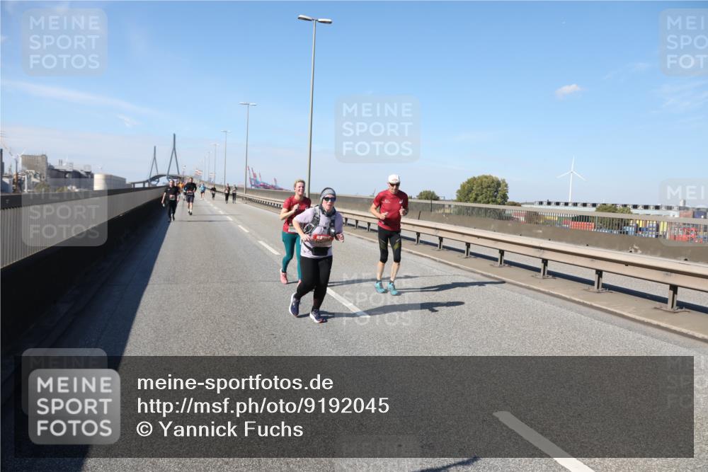 03.10.2025 - Köhlbrandbrückenlauf Yannick Fuchs http://msf.ph/oto/9192045 03.10.2025 12:13:15 Position 3  meine-sportfotos.de