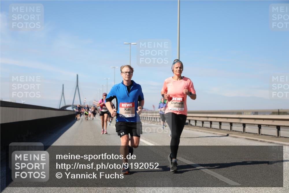 03.10.2025 - Köhlbrandbrückenlauf Yannick Fuchs http://msf.ph/oto/9192052 03.10.2025 11:53:02 Position 3 4998, 4933 meine-sportfotos.de