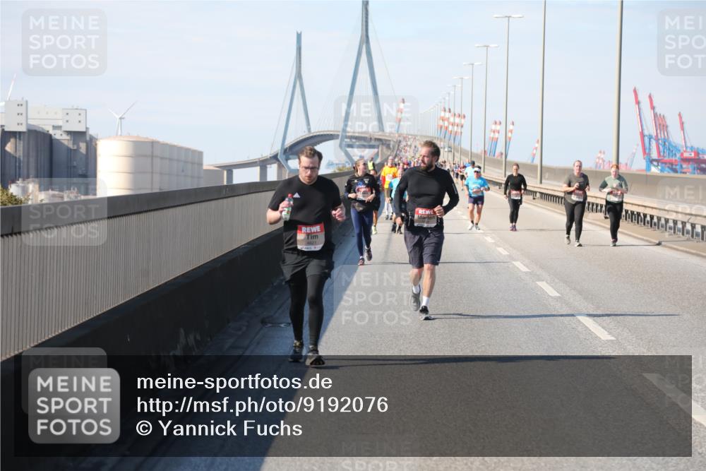 03.10.2025 - Köhlbrandbrückenlauf Yannick Fuchs http://msf.ph/oto/9192076 03.10.2025 12:13:18 Position 3  meine-sportfotos.de