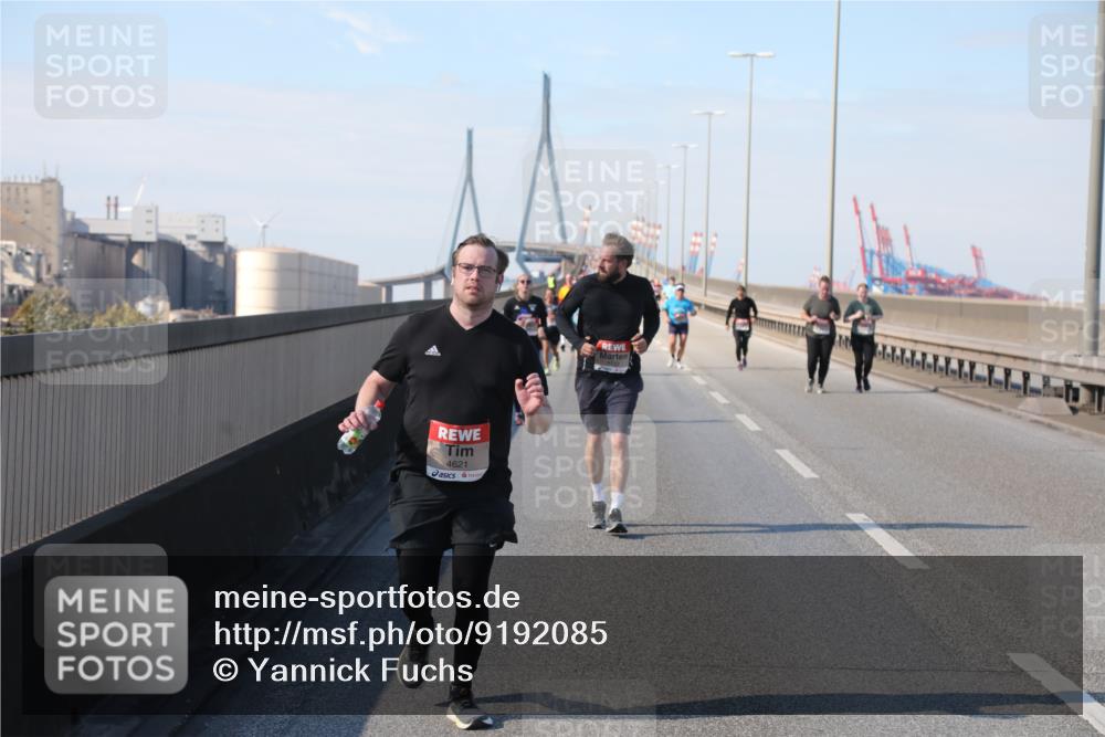 03.10.2025 - Köhlbrandbrückenlauf Yannick Fuchs http://msf.ph/oto/9192085 03.10.2025 12:13:21 Position 3 4621 meine-sportfotos.de