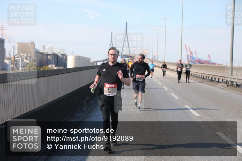 03.10.2025 - Köhlbrandbrückenlauf Yannick Fuchs http://msf.ph/oto/9192089 03.10.2025 12:13:21 Position 3 4621 meine-sportfotos.de