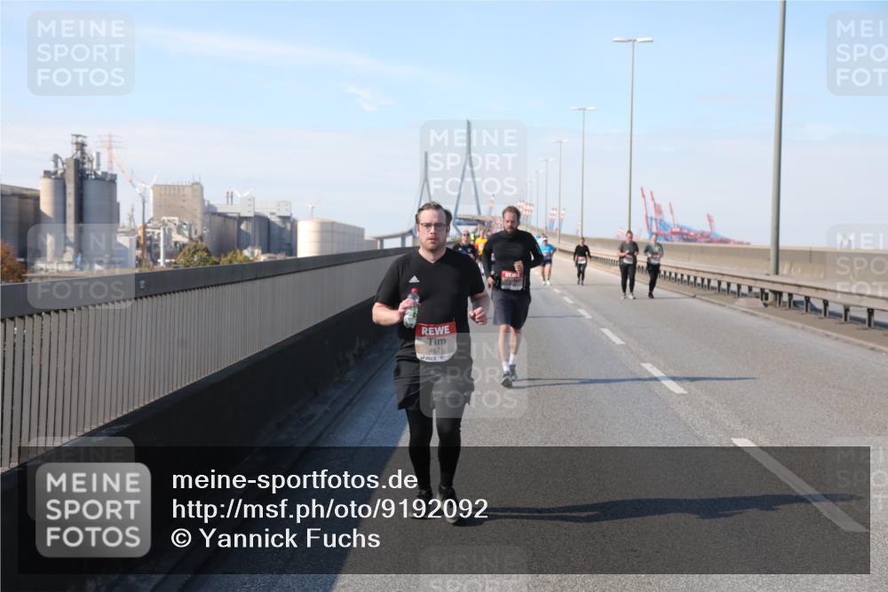 03.10.2025 - Köhlbrandbrückenlauf Yannick Fuchs http://msf.ph/oto/9192092 03.10.2025 12:13:22 Position 3 4621 meine-sportfotos.de