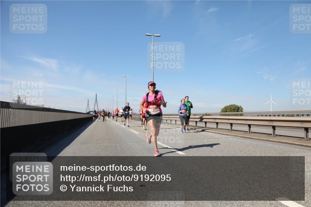 03.10.2025 - Köhlbrandbrückenlauf Yannick Fuchs http://msf.ph/oto/9192095 03.10.2025 11:53:05 Position 3 4315 meine-sportfotos.de