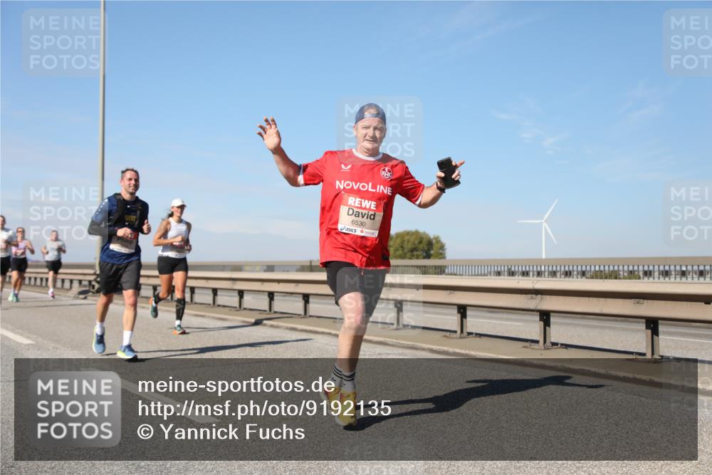 03.10.2025 - Köhlbrandbrückenlauf Yannick Fuchs http://msf.ph/oto/9192135 03.10.2025 11:53:08 Position 3 6530 meine-sportfotos.de