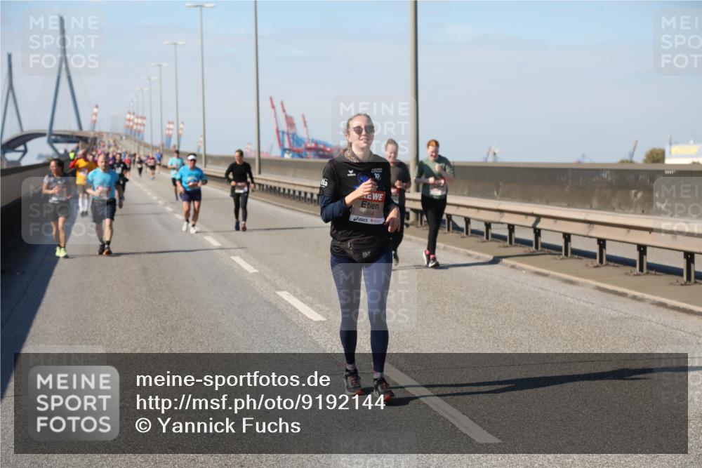 03.10.2025 - Köhlbrandbrückenlauf Yannick Fuchs http://msf.ph/oto/9192144 03.10.2025 12:13:28 Position 3 10, 5554 meine-sportfotos.de