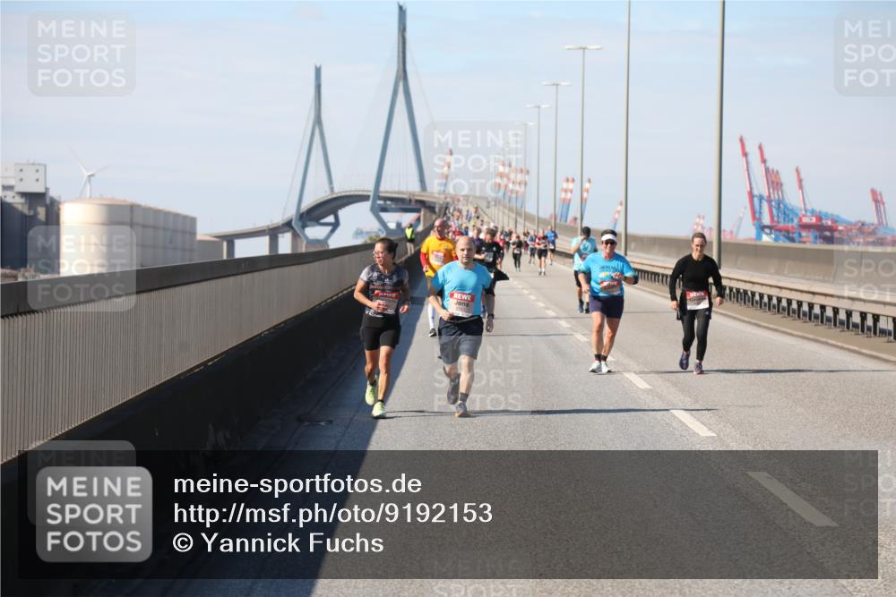 03.10.2025 - Köhlbrandbrückenlauf Yannick Fuchs http://msf.ph/oto/9192153 03.10.2025 12:13:29 Position 3  meine-sportfotos.de