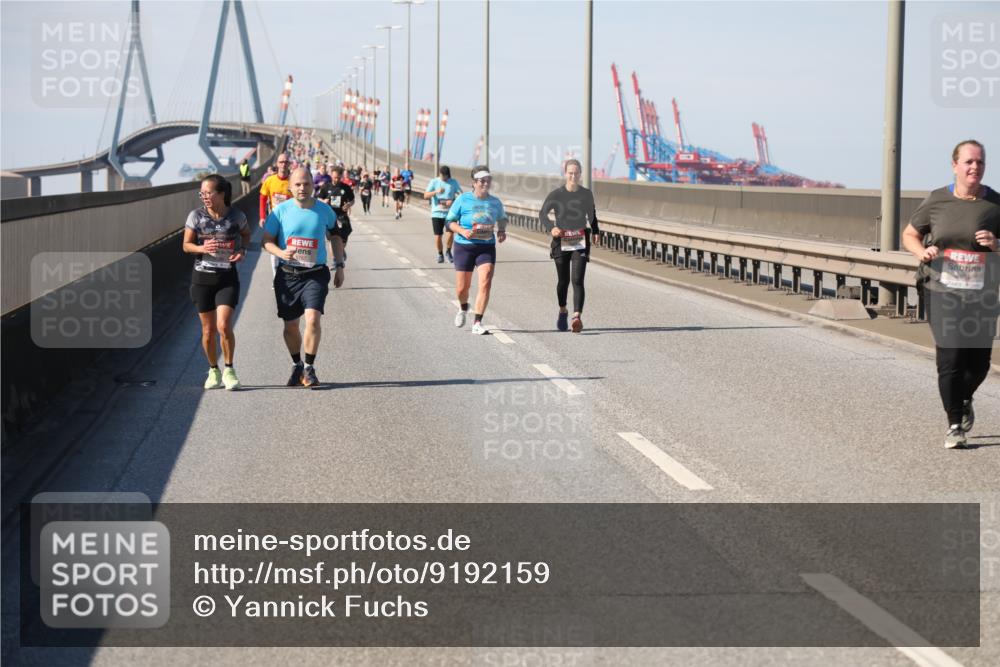 03.10.2025 - Köhlbrandbrückenlauf Yannick Fuchs http://msf.ph/oto/9192159 03.10.2025 12:13:30 Position 3  meine-sportfotos.de
