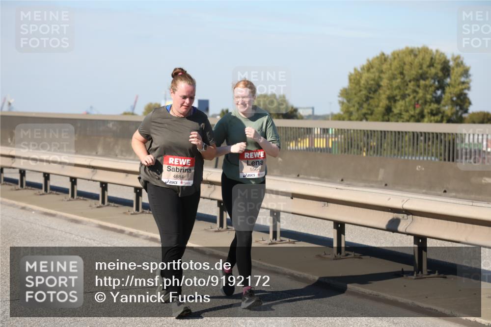03.10.2025 - Köhlbrandbrückenlauf Yannick Fuchs http://msf.ph/oto/9192172 03.10.2025 12:13:33 Position 3 4884, 5564 meine-sportfotos.de