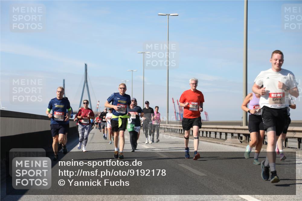 03.10.2025 - Köhlbrandbrückenlauf Yannick Fuchs http://msf.ph/oto/9192178 03.10.2025 11:53:11 Position 3 5907 meine-sportfotos.de