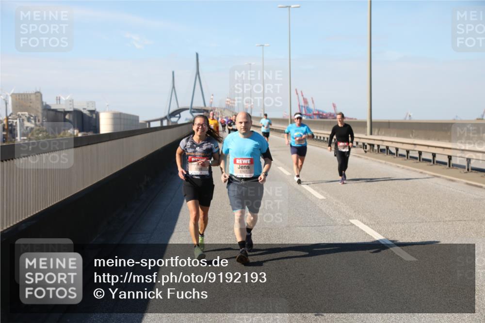 03.10.2025 - Köhlbrandbrückenlauf Yannick Fuchs http://msf.ph/oto/9192193 03.10.2025 12:13:35 Position 3 5767 meine-sportfotos.de