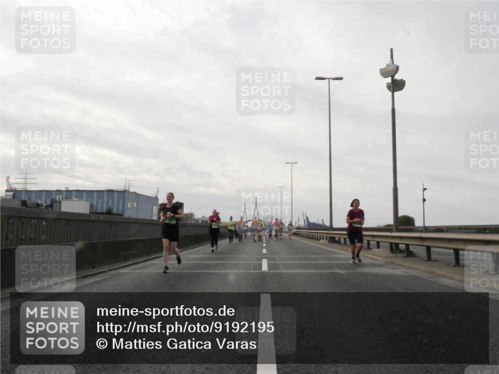 03.10.2025 - Köhlbrandbrückenlauf Matties Gatica Varas http://msf.ph/oto/9192195 03.10.2025 16:09:32 Position 3  meine-sportfotos.de
