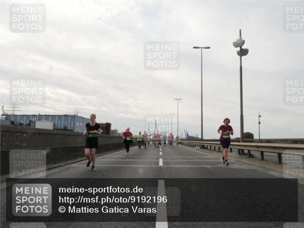 03.10.2025 - Köhlbrandbrückenlauf Matties Gatica Varas http://msf.ph/oto/9192196 03.10.2025 16:09:33 Position 3  meine-sportfotos.de