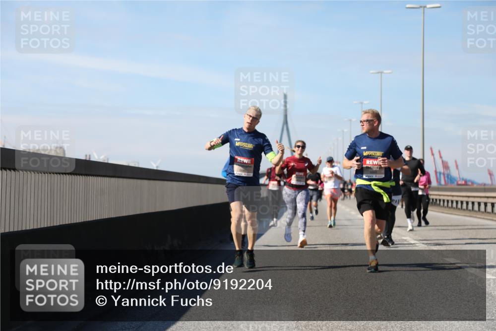 03.10.2025 - Köhlbrandbrückenlauf Yannick Fuchs http://msf.ph/oto/9192204 03.10.2025 11:53:12 Position 3 6685 meine-sportfotos.de