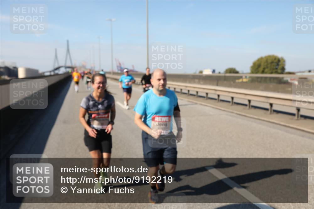 03.10.2025 - Köhlbrandbrückenlauf Yannick Fuchs http://msf.ph/oto/9192219 03.10.2025 12:13:36 Position 3  meine-sportfotos.de