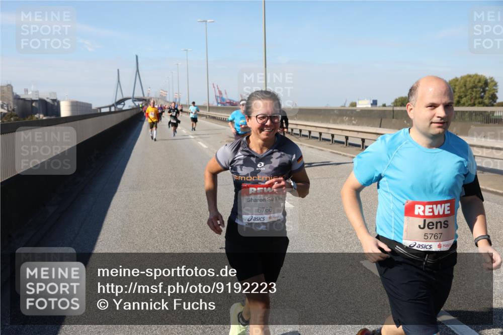 03.10.2025 - Köhlbrandbrückenlauf Yannick Fuchs http://msf.ph/oto/9192223 03.10.2025 12:13:37 Position 3 0, 5766, 5767 meine-sportfotos.de